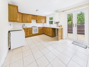 KITCHEN/DINING ROOM- click for photo gallery